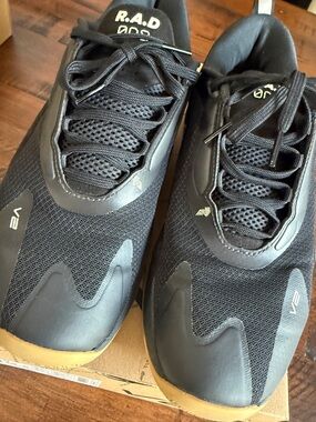 Men's Black Athletic Sneakers with Gum Outsole - R.A.D. One V2